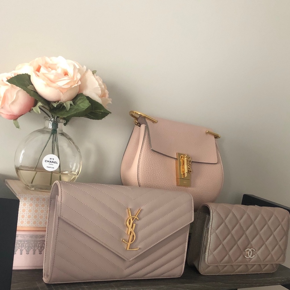 Welcome to my closet 💕💞